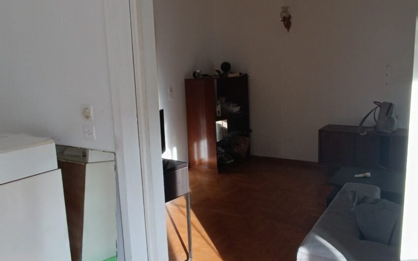 Πωλείται Διαμέρισμα 78 τ.μ. – Πλατεία Βικτωρίας