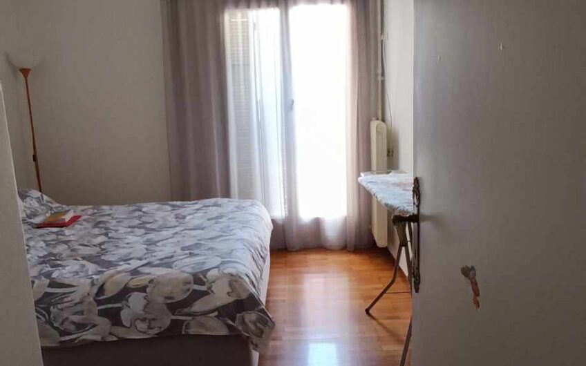 Πωλείται διαμέρισμα 72 τ.μ. στον 2ο όροφο, στην Πλατεία Αττικής