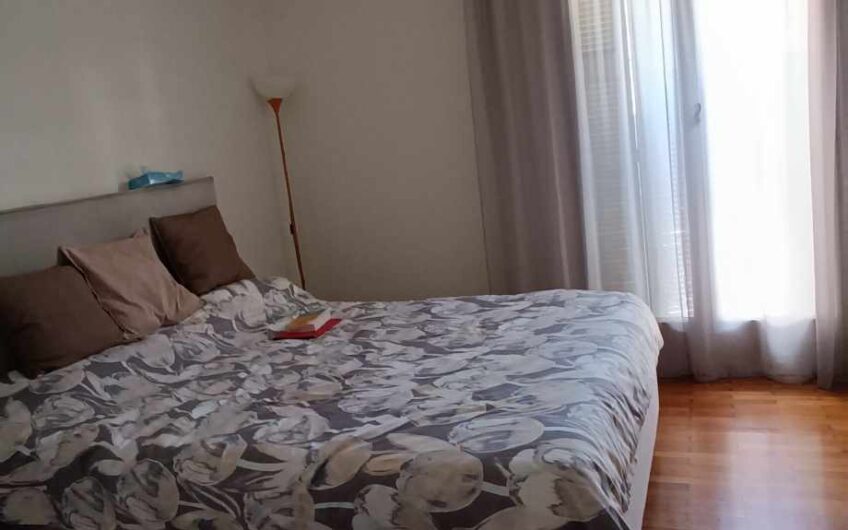 Πωλείται διαμέρισμα 72 τ.μ. στον 2ο όροφο, στην Πλατεία Αττικής