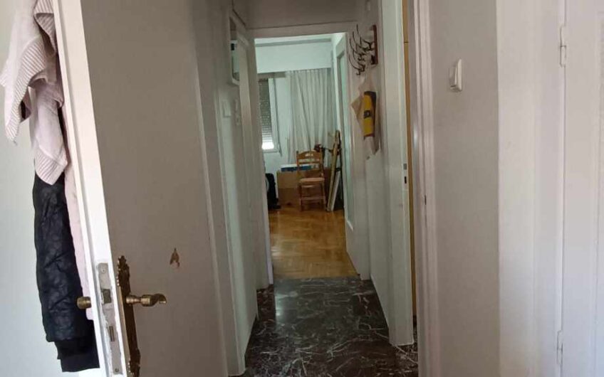 Πωλείται διαμέρισμα 72 τ.μ. στον 2ο όροφο, στην Πλατεία Αττικής