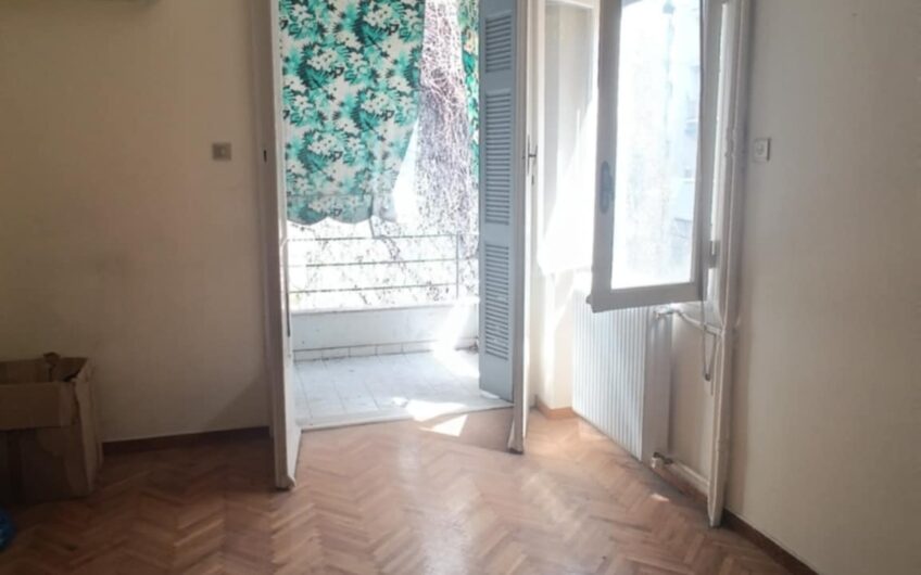 Πωλείται διαμέρισμα στον Άγιο Παντελεήμονα