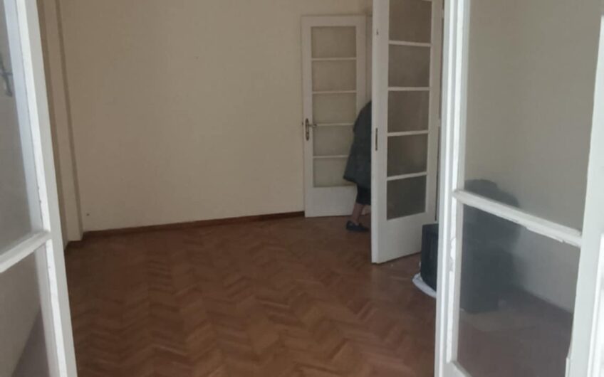 Πωλείται διαμέρισμα στον Άγιο Παντελεήμονα