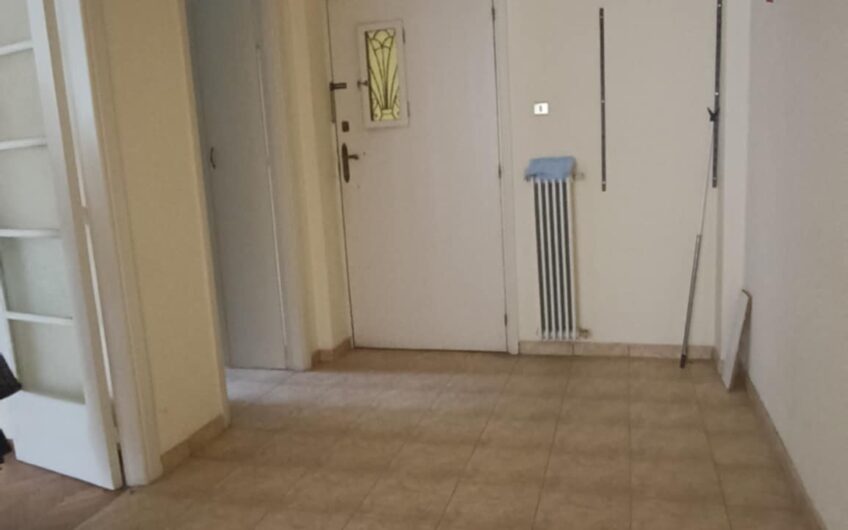 Πωλείται διαμέρισμα στον Άγιο Παντελεήμονα