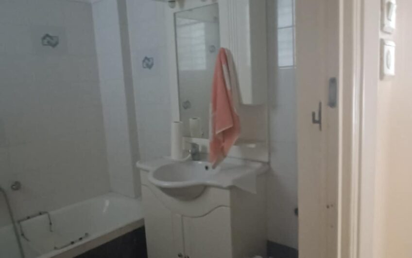 Πωλείται διαμέρισμα στον Άγιο Παντελεήμονα