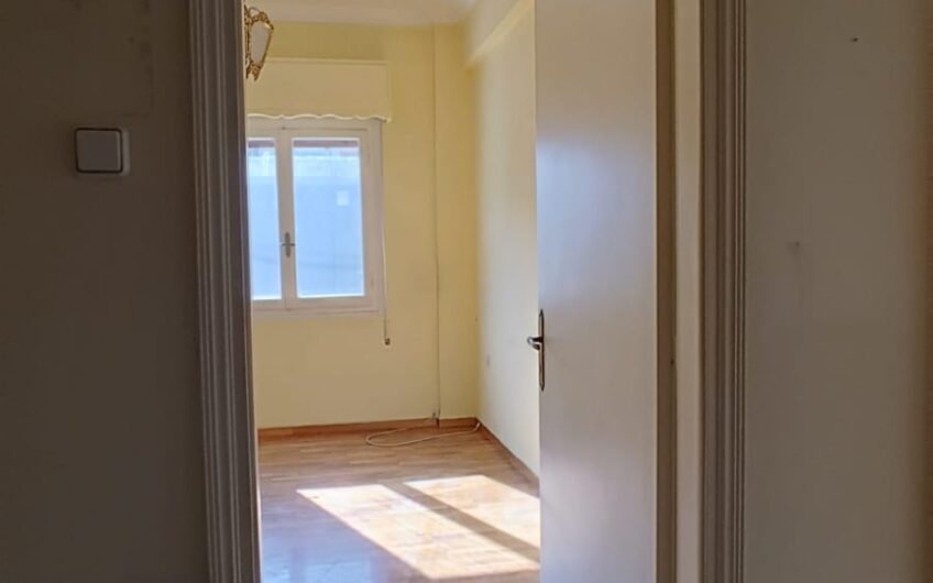  ΠΩΛΕΙΤΑΙ γκαρ.24τ.μ. στον Άγιο Νικόλαο, Αθήνα.