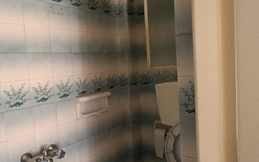  ΠΩΛΕΙΤΑΙ γκαρ.24τ.μ. στον Άγιο Νικόλαο, Αθήνα.