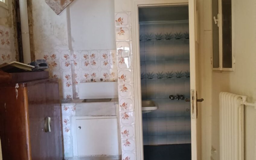  ΠΩΛΕΙΤΑΙ γκαρ.24τ.μ. στον Άγιο Νικόλαο, Αθήνα.