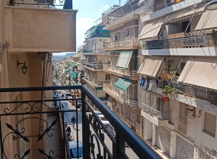 ΚΥΨΕΛΗ: Ενοικιάζεται ανακαινισμένο διαμέρισμα 86τ.μ