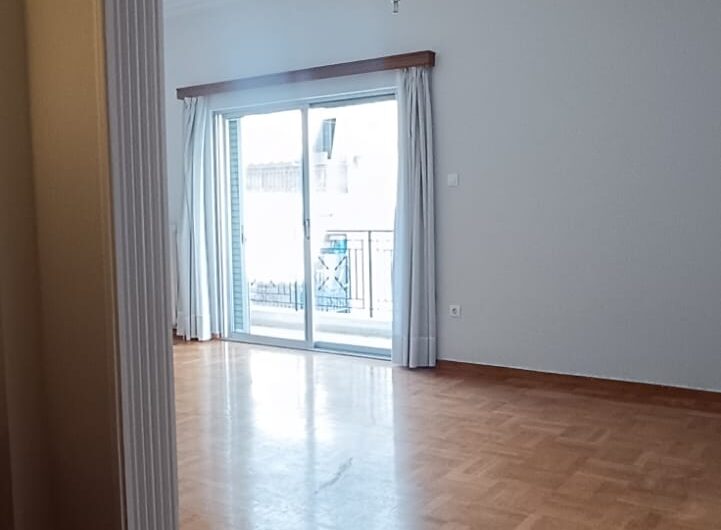 ΚΥΨΕΛΗ: Ενοικιάζεται ανακαινισμένο διαμέρισμα 86τ.μ
